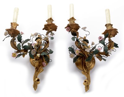 Lot 965 - A pair of ormolu wall lights