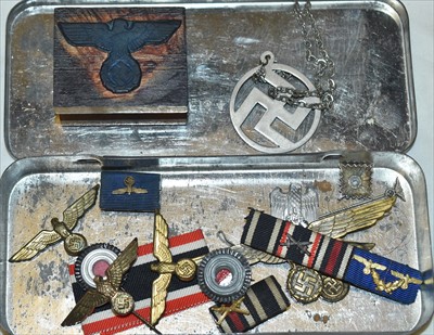Lot 1184 - German pins and badges