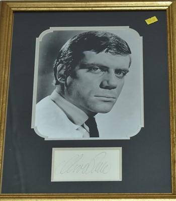 Lot 1052 - Oliver Reed autograph