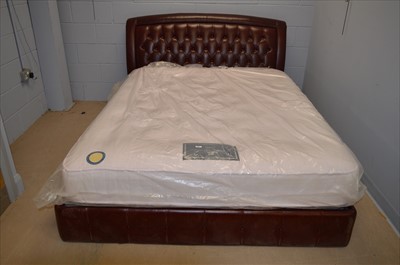 Lot 280 - Double bed