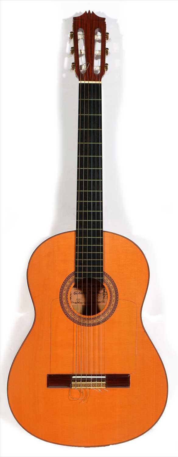 Lot 80 - Hiroshi Tamura flamenco guitar