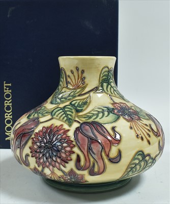 Lot 622 - Moorcroft vase