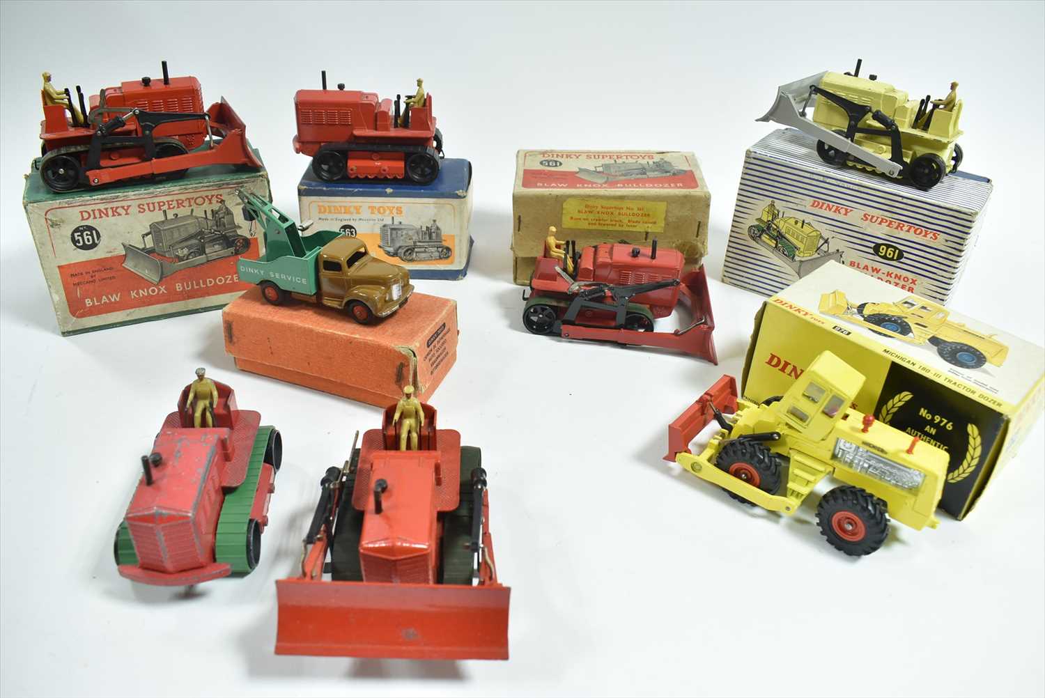 Lot 179 - Dinky industrial vehicles