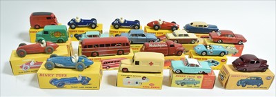Lot 194 - Dinky vehicles