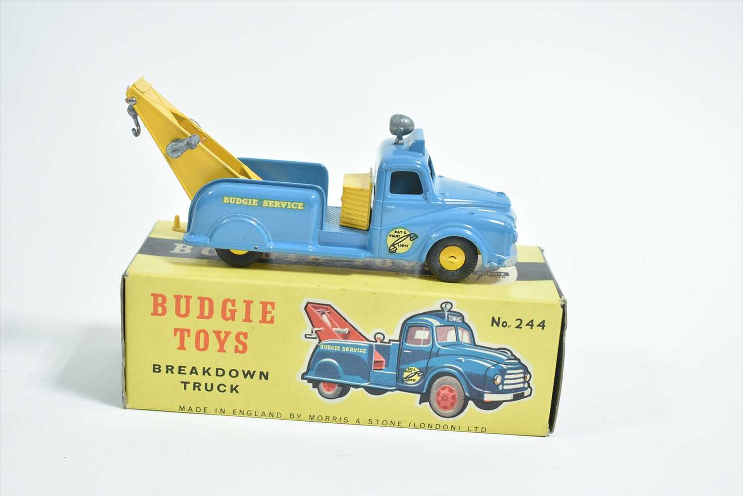 Lot 199 - Budgie Breakdown truck