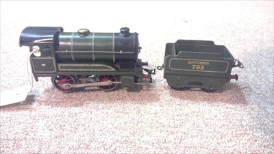 Lot 319 - Hornby Trian set