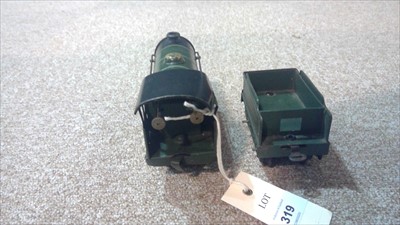 Lot 319 - Hornby Trian set