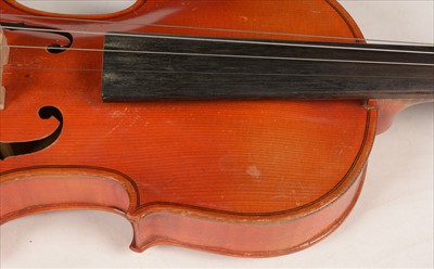 Lot 112 - Violin Stamped Stainer