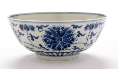 Lot 401 - Chinese blue and white bowl