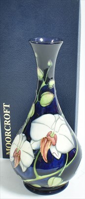 Lot 531 - Moorcroft vase