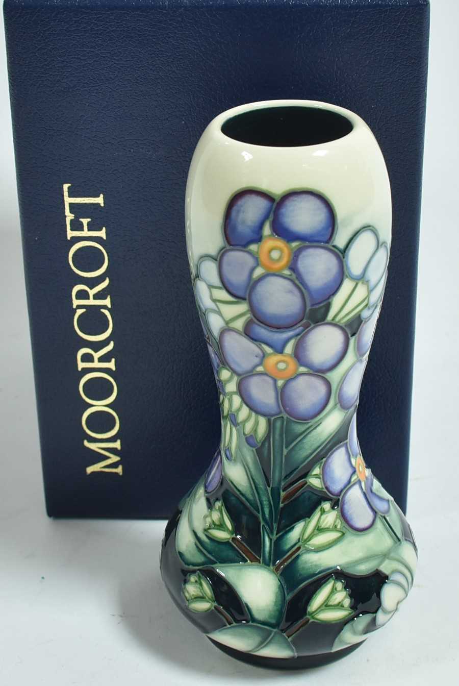 Lot 538 - Moorcroft vase