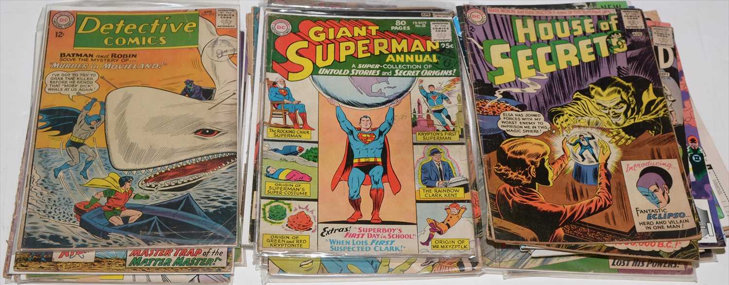 Lot 85 - DC Comics.