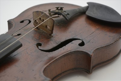 Lot 113 - 19th Century Violin