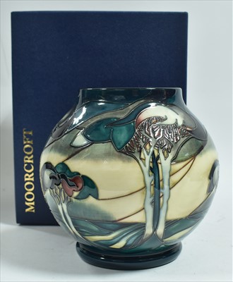 Lot 560 - Moorcroft vase