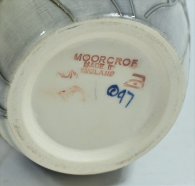 Lot 562 - Moorcroft vase