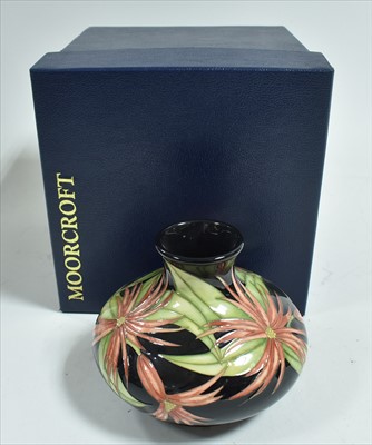 Lot 568 - Moorcroft vase