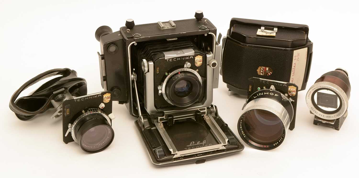 Linhof Case Lot 782 - Linhof super reflex outfit.