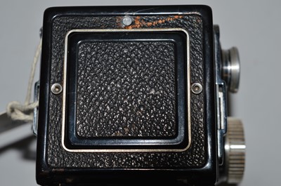 Lot 785 - Rolleiflex TLR camera.