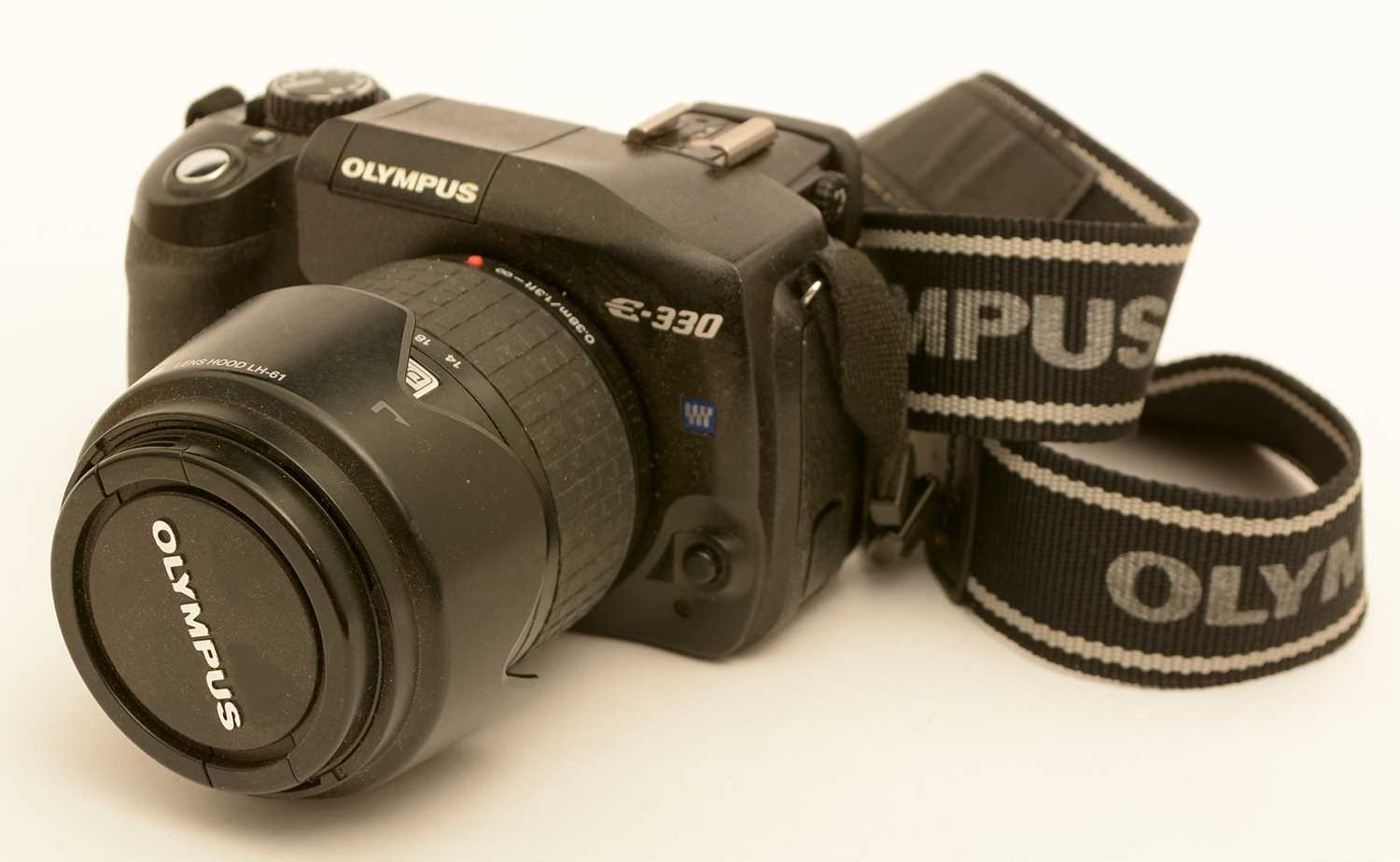Lot 791 - Olympus E-330 digital camera.