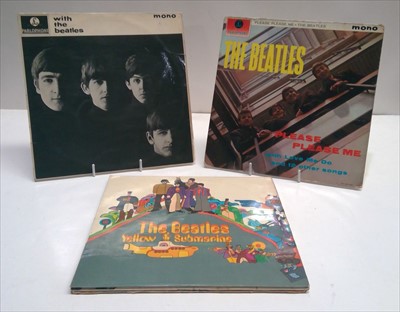 Lot 346 - Beatles LPs