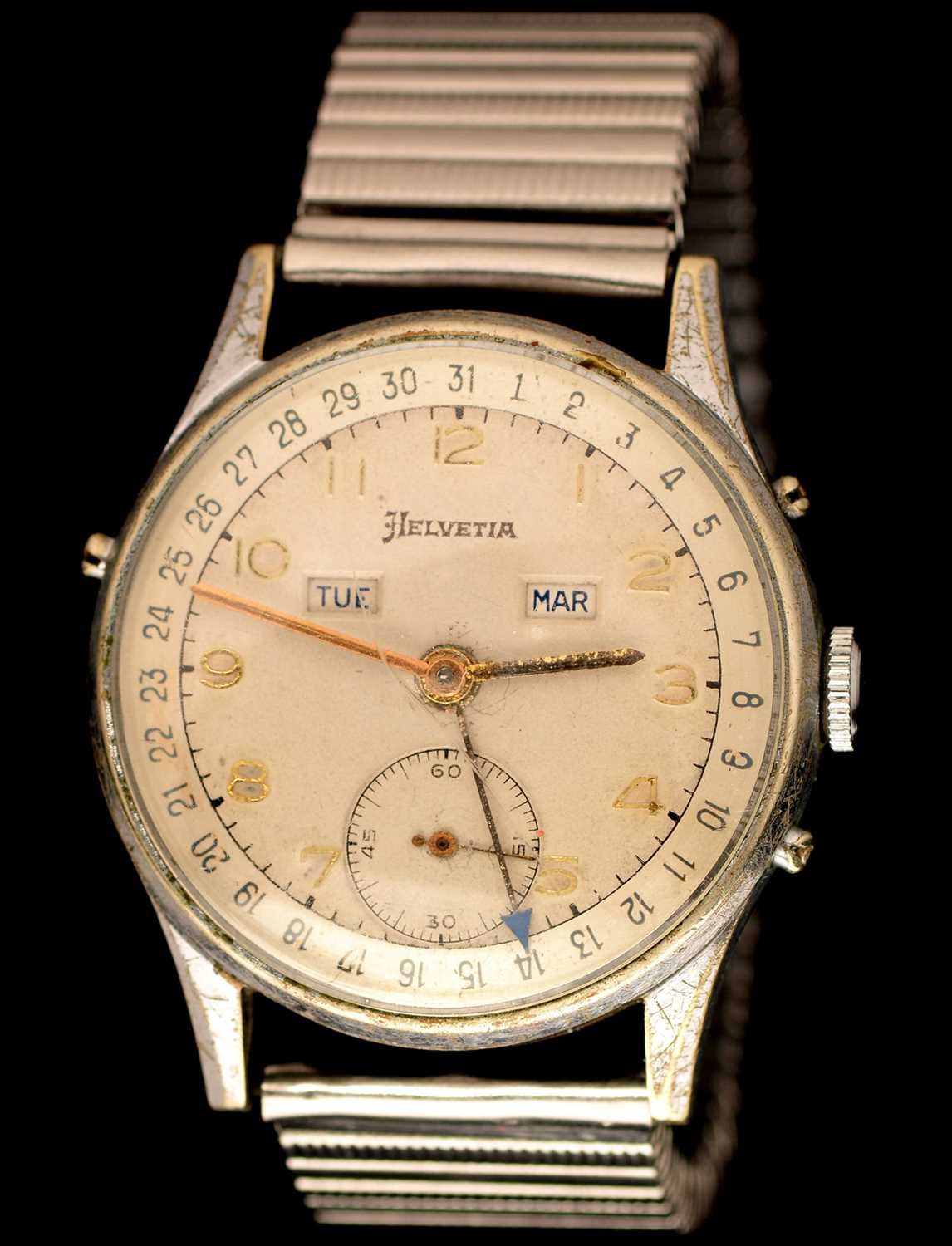 Lot 35 - Helvetia Calendar wristwatch