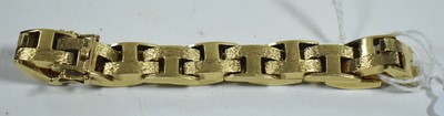 Lot 88 - Gold bracelet