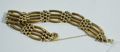 Lot 95 - Gold bracelet