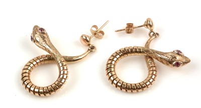 Lot 182 - Pair snake pattern earrings