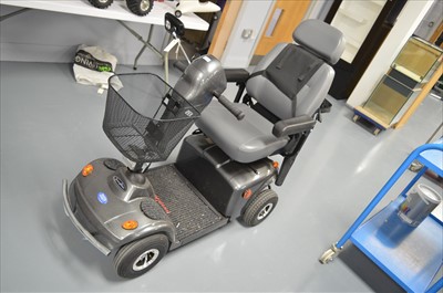 Lot 872 - Mobility scooter.