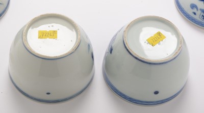 Lot 383 - Pair of Chinese blue and white bowls and covers