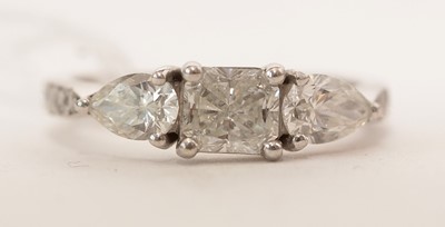 Lot 56 - Three stone diamond ring
