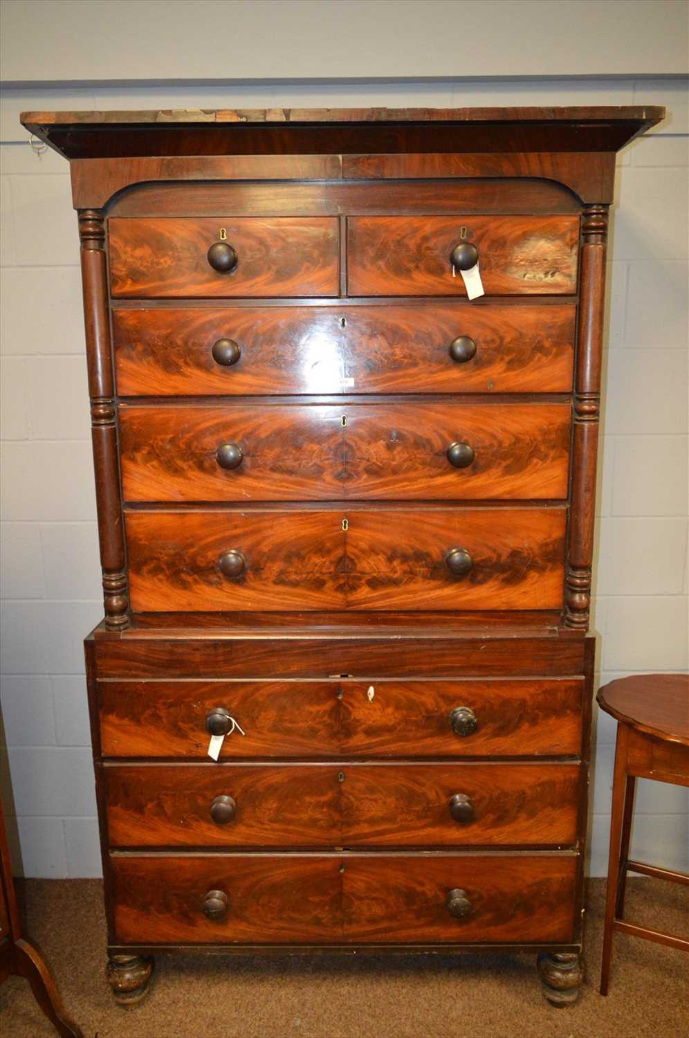 Lot 478 - Chest-on-chest.