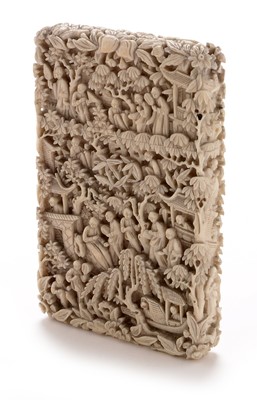 Lot 414 - Chinese ivory card case
