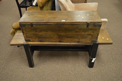 Lot 637 - Bench and box