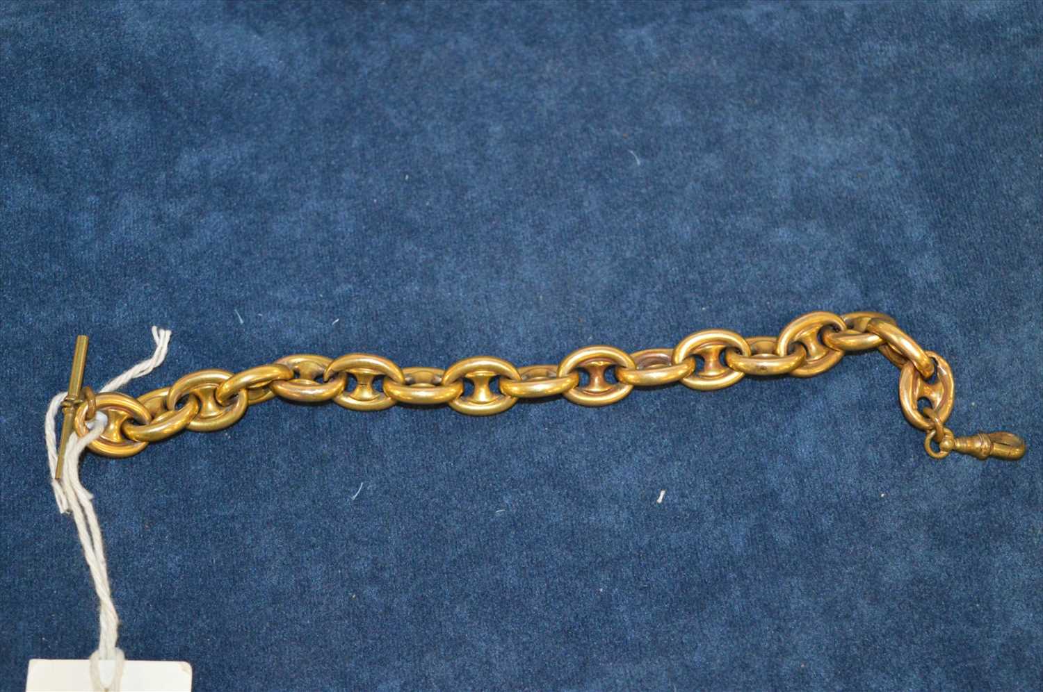 Lot 29 - Victorian yellow metal bracelet