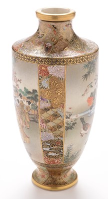 Lot 430 - Satsuma ware vase