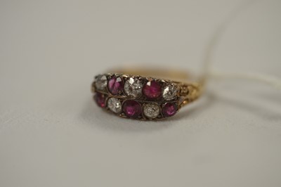 Lot 154 - Ruby and diamond ring
