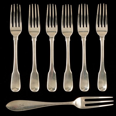 Lot 303 - Silver dessert forks