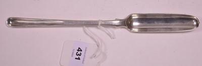 Lot 330 - Silver marrow scoop