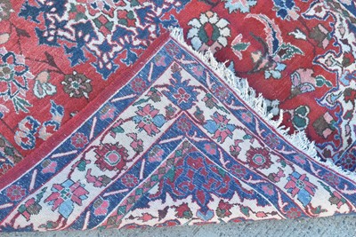 Lot 539 - Isfahan rug