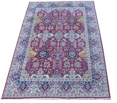 Lot 864 - Kirman carpet