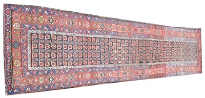 Lot 882 - Malayer runner