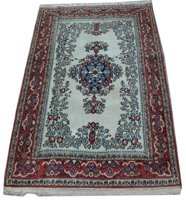 Lot 900 - Qum rug