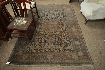 Lot 735 - An early 20th century Isfahan rug