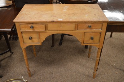 Lot 654 - 19th century pine dressing table