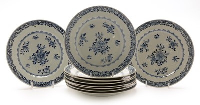 Lot 386 - Set of ten Chinese blue and white plates