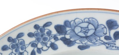 Lot 387 - set of six Chinese blue and white plates