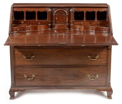 Lot 809 - 19th Century mahogany bureau