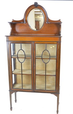 Lot 482 - Edwardian display cabinet