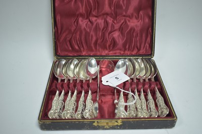 Lot 5 - Silver teaspoons and tongs